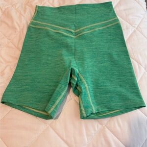 Vitality Cloud shorts